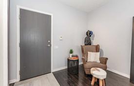 2 dormitorio piso en The Queensway, Canadá. C$704 000