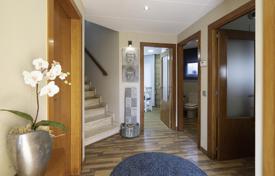 4 dormitorio casa de pueblo 241 m² en Lloret de Mar, España. 750 000 €