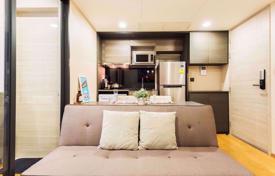 1-dormitorio apartamentos en condominio en Pathum Wan, Tailandia. $274 000