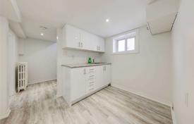 3 dormitorio casa de pueblo en York, Canadá. C$1 381 000