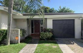 Casa de pueblo – Coral Gables, Florida, Estados Unidos. $1 250 000