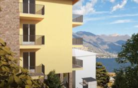 3-dormitorio apartamentos en edificio nuevo 120 m² en Lago Como, Italia. 528 000 €