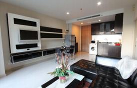 1-dormitorio apartamentos en condominio en Watthana, Tailandia. $202 000